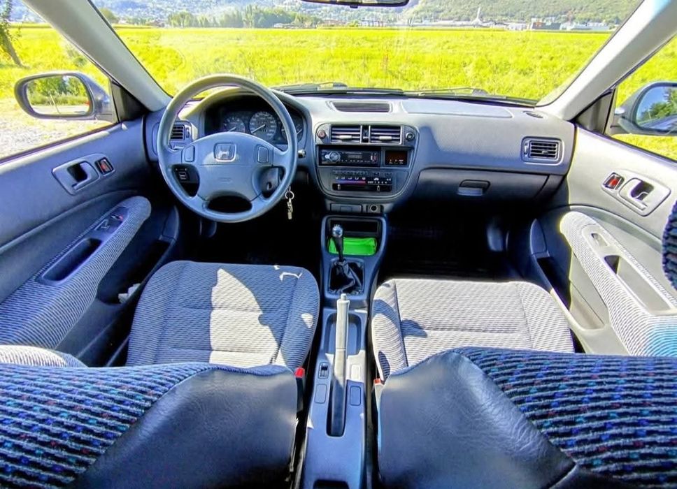 vând Honda Civic ej 9