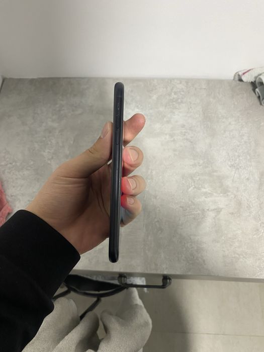 Айфон хр срочно продам