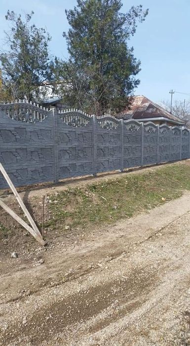 Garduri de beton armat