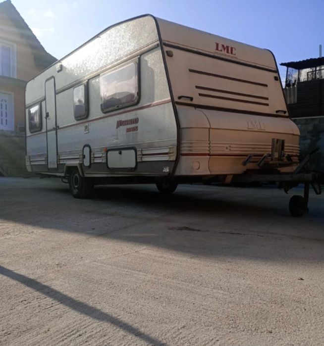 Vând rulotă munsterland