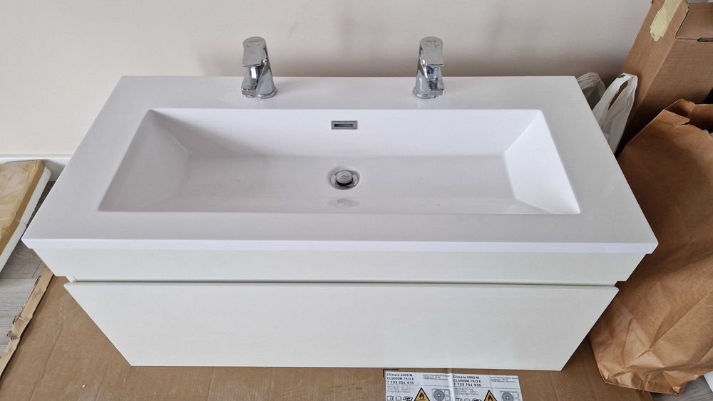 Chiuveta baie dubla cu dulap suspendat 120x45 cm