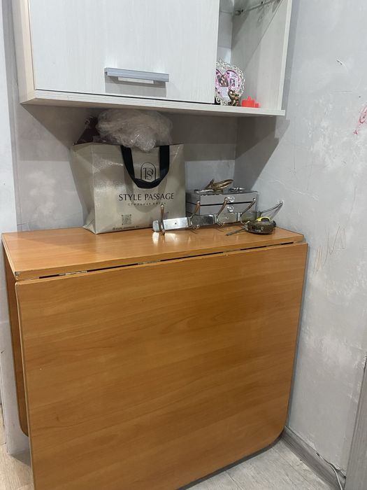 Отдам даром стол