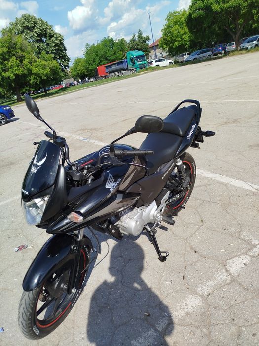 Honda cbf125 2012