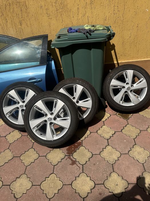 Megane 3 prezoane  rota alte piese