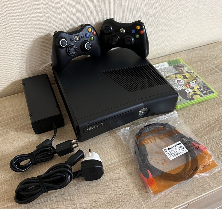 Xbox 360 SLIM + 23 игры - ПРОШИТЫЙ