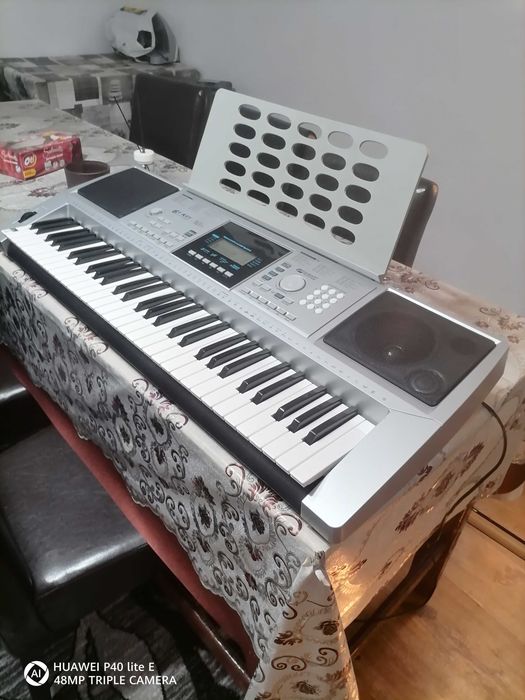 Orgă LP 6210 C RITMURI și Tonuri muzicale