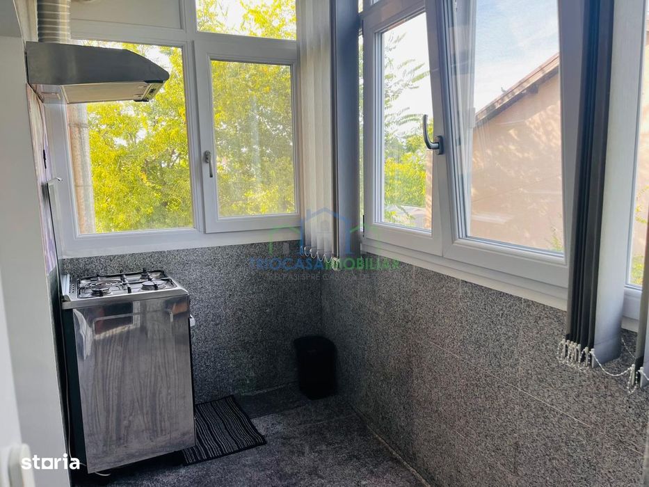 Apartament primitor 2 camere, George Enescu - zona Liceul Energetic