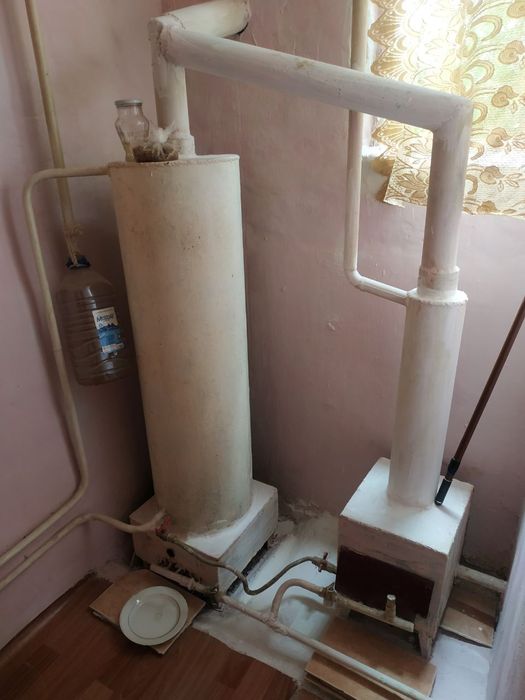 Продается срочно большая 2 х комн. квартира в Нукусе