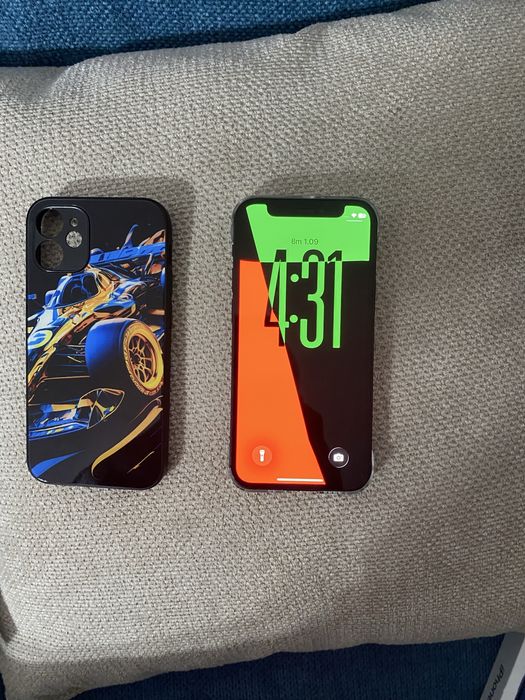 Iphone 12 mini 128gb  пълен компект като нов