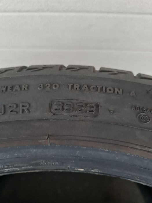 Летни гуми 2 броя BRIDGESTONE Turanza T005 225 40 R18 дот 3323