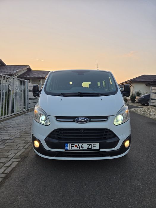 Inchiriere microbuze 8+1 locuri / rent a car