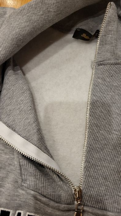 Ватиран дамски екип Нов