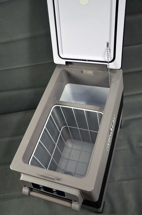 Frigider auto Overlander pentru camping 55l