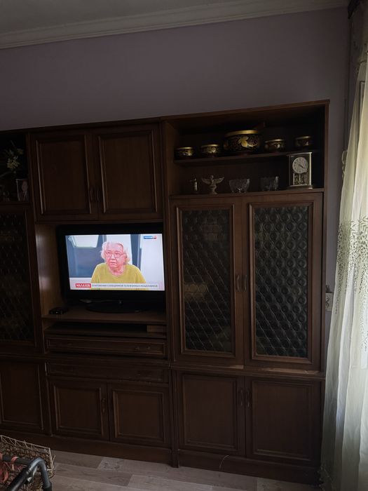 Продам Мебельную стенку