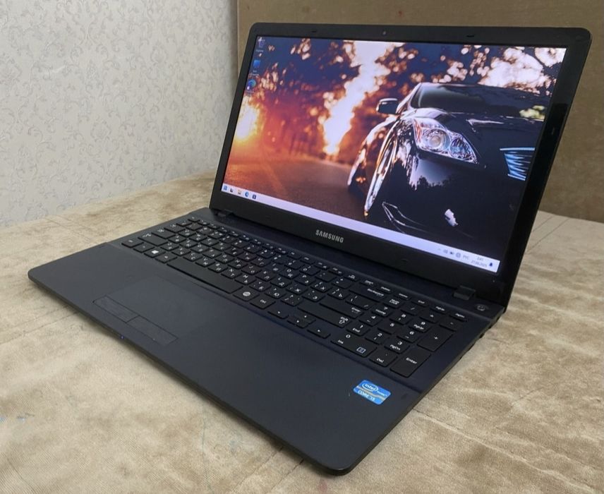 Мощный ноутбук Самсунг Core i5