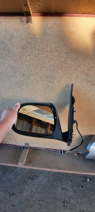 Зеркало Toyota Sienna