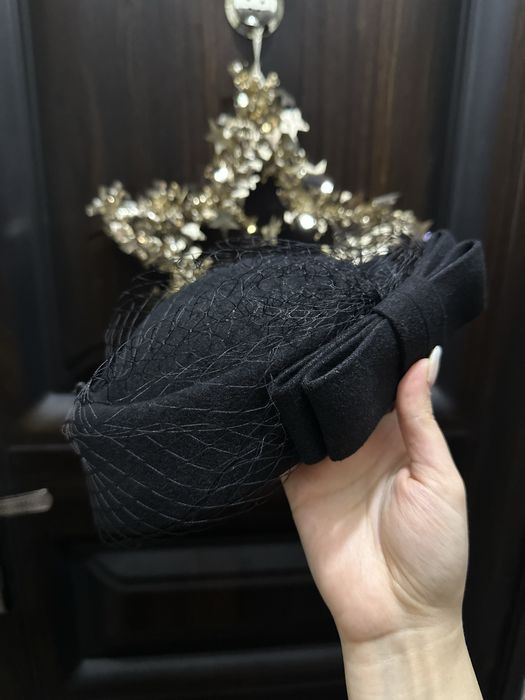 Шляпа таблетка с вуалью