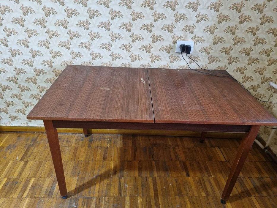 Советский (ГДР) деревянный стол с механизмом подъёма для вашего дома