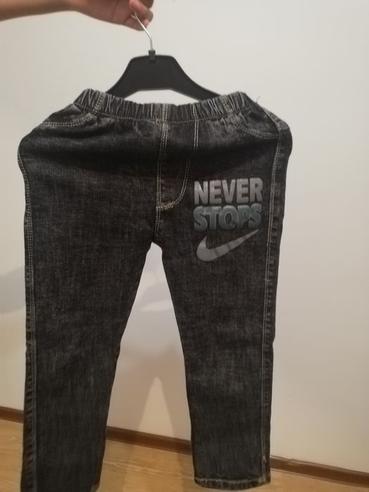 Продам джинсовый костюм