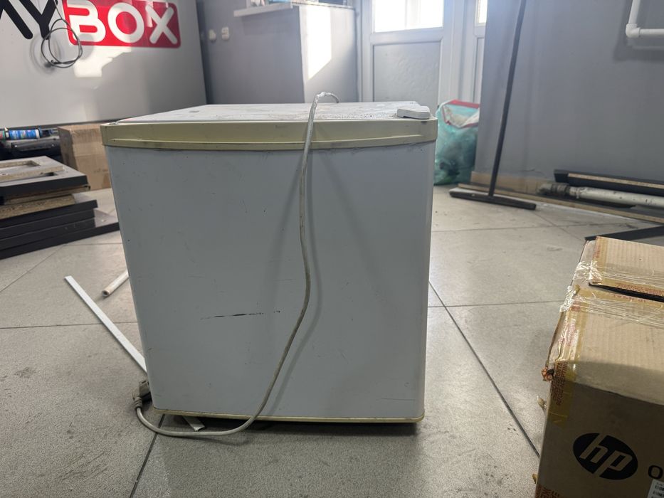 Холодильник мини бар