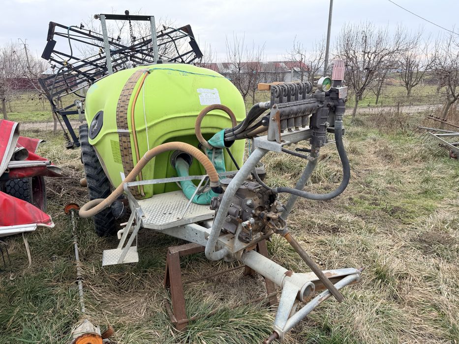 MET Instalatie erbicid Unigreen 2100 litrii 14 metrii