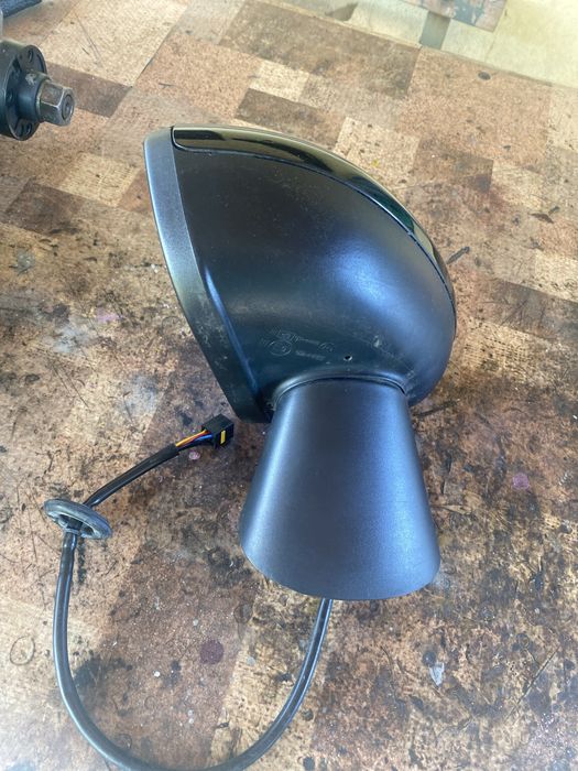 Дясно огледало за Опел Мерива Б