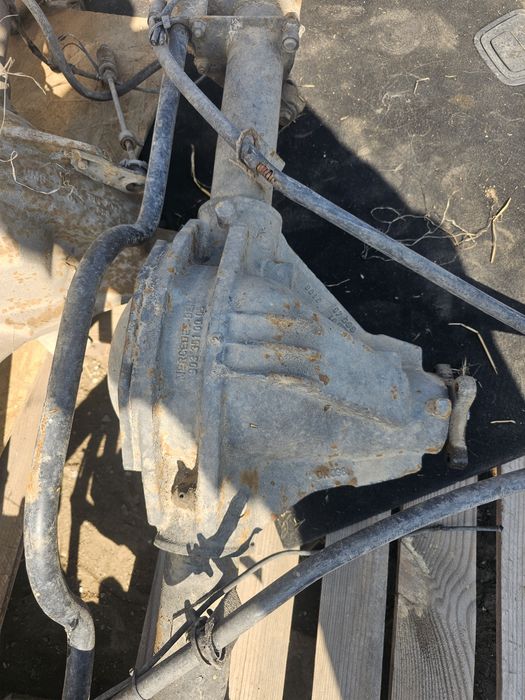 Punte Spate pentru Volkswagen LT35 2.5 TDI din 2005, cod: 9033510005