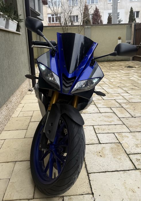 Yamaha Yzf R125  2015
