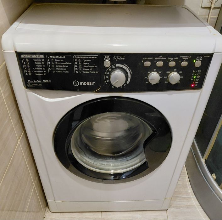 Продам стиральная машина автомат