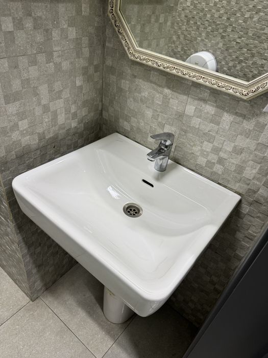 Распродаем  все для санузлов