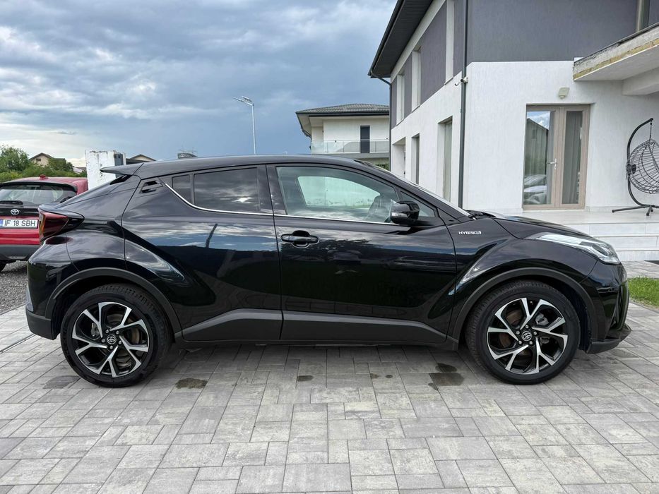 Toyota C-HR Hybrid 1.8 Trend 2020 Senzori Parcare Incalzire Scaune