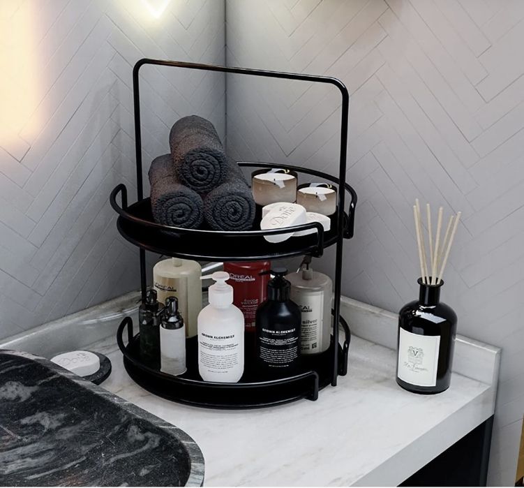 Люстра, полка, ванный набор