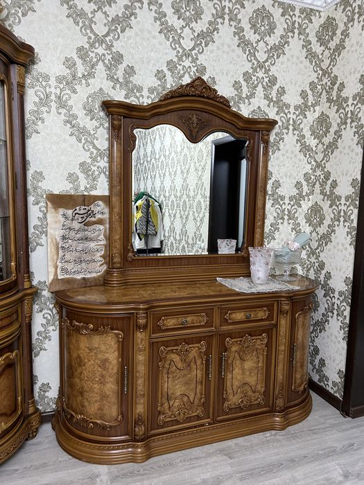 Продам мебель малайзийский