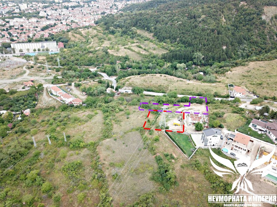 Продавам 2бр. парцели със сменен статут 2700кв.м. в гр.Асеновград