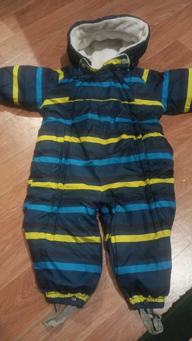 Продается детский зимний комбинезон