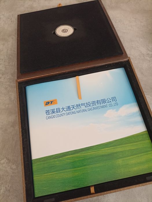 Марки из лимитированной коллекции в коробке