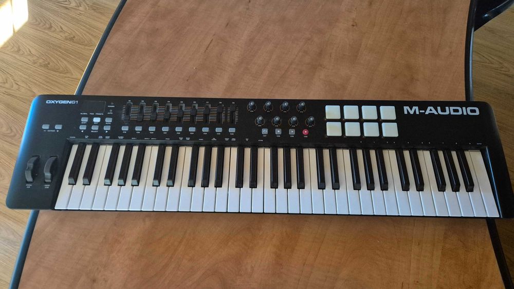 Claviatură MIDI M-Audio