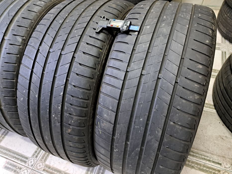 Set anvelope 275/35 R19 cu 245/40 R19 Falken și Bridgestone