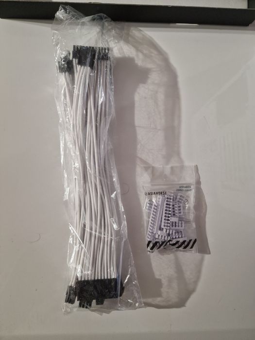 Cabluri alimentare sursă pentru PC