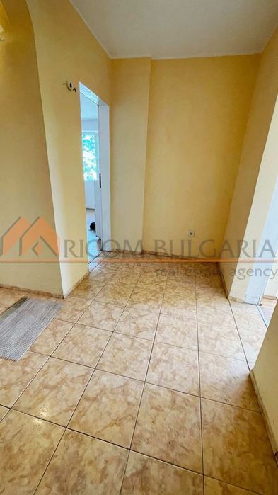 Продава се Етаж от къща в Варна, Виница - 130 кв.м за 1385 €/кв.м - Снимка #4