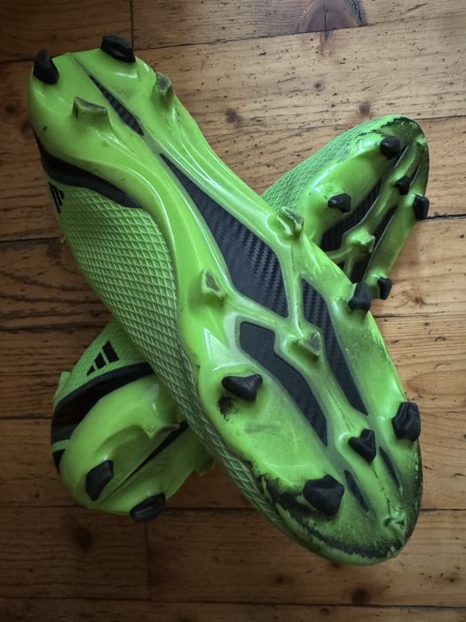 Бутонки адидас