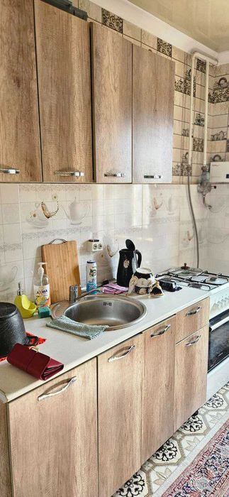 3 xonali uy sotiladi