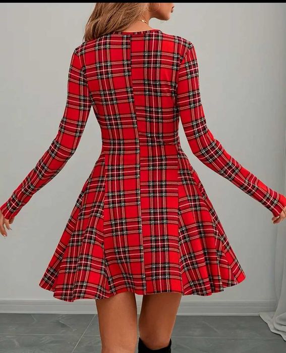 Нова коледна рокля