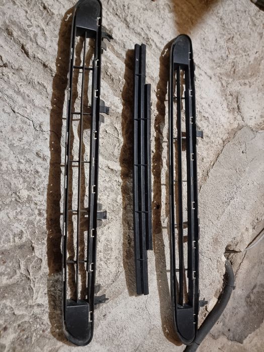 Долна решетка предна броня