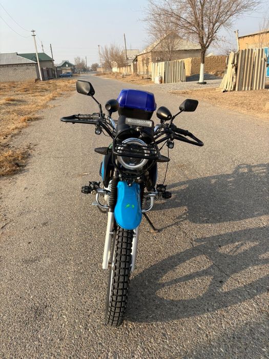 Мотоцикл 250 куб