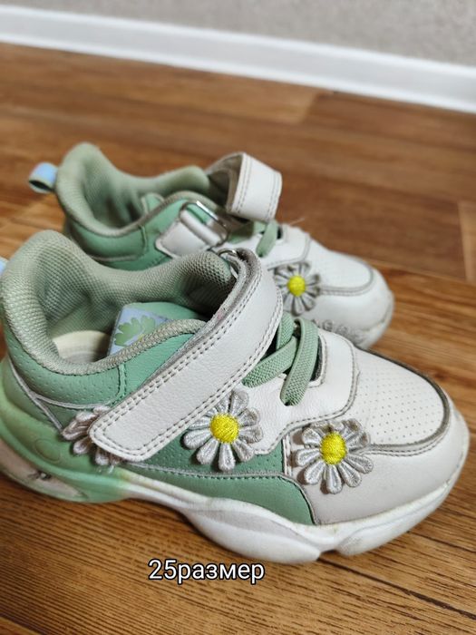 Продам обувь для девочек