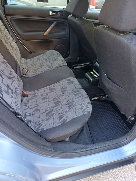 Vw passat В5  комби 1.9: 110 к.с.