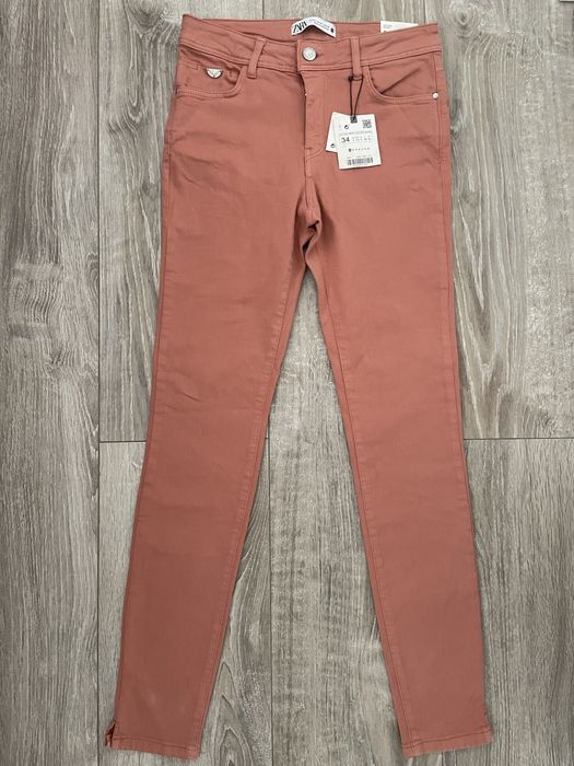 Pantaloni Zara nr.34 ,noi