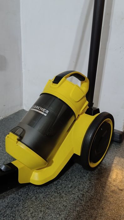 Пылесос Kärcher VC 3 Plus