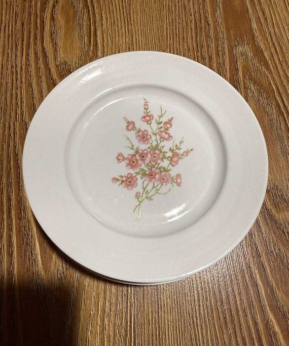 Тарелки советские 17 см